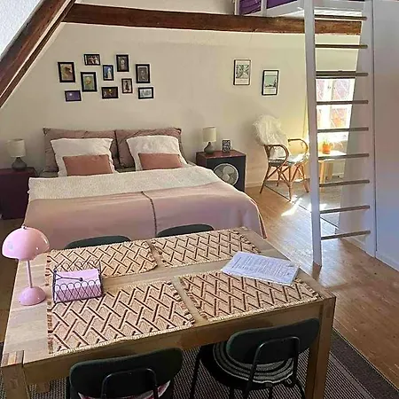 Hoshelle Bed & Breakfast